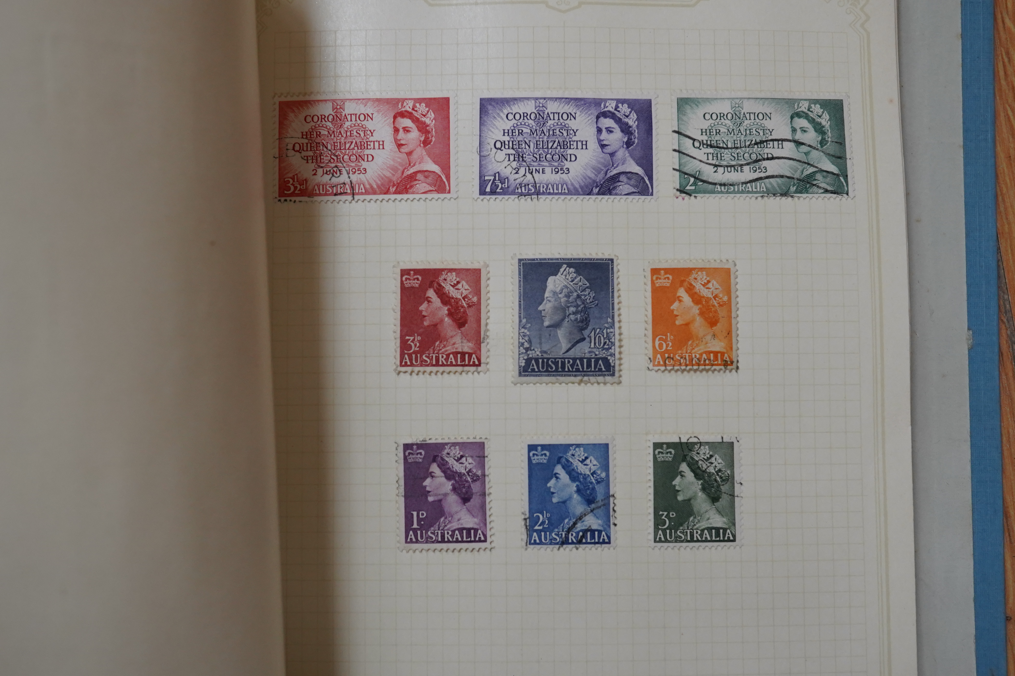 A quantity of various stamps in albums and loose. Condition - varies